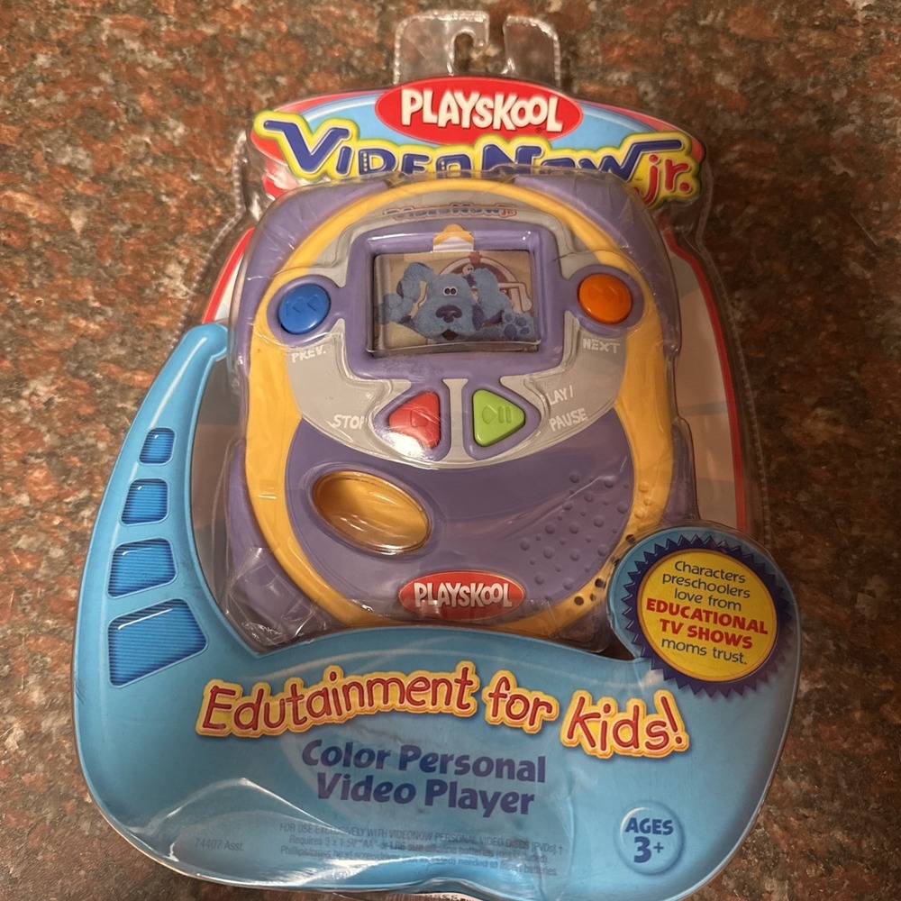 Playskool Video Now Jr Brand New Factory Sealed Video Player